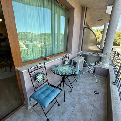 Alquiler de un apartamento amueblado de 2 habitaciones en un distrito prestigioso, Varna, Bulgaria